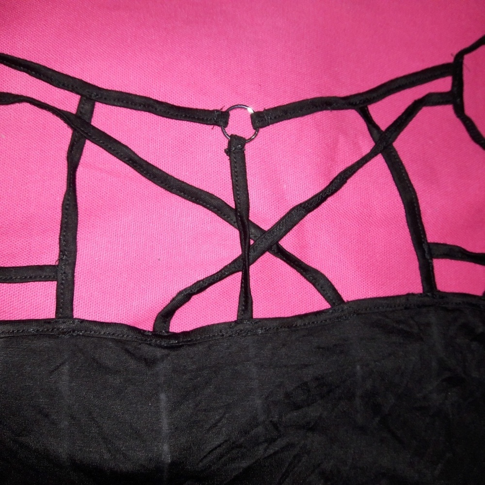 Plus Size Black or White Strappy Bralette Crop Top - Picture 7 of 8